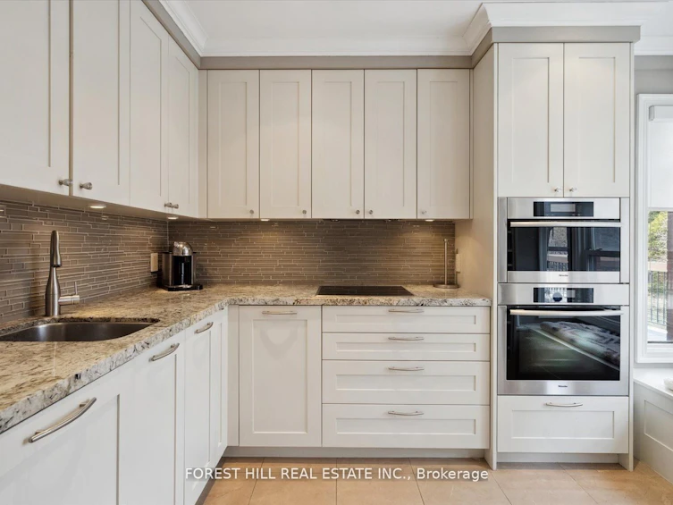 Th3-10 Buller Avenue, Toronto, ON, M4L 1C1 - 14