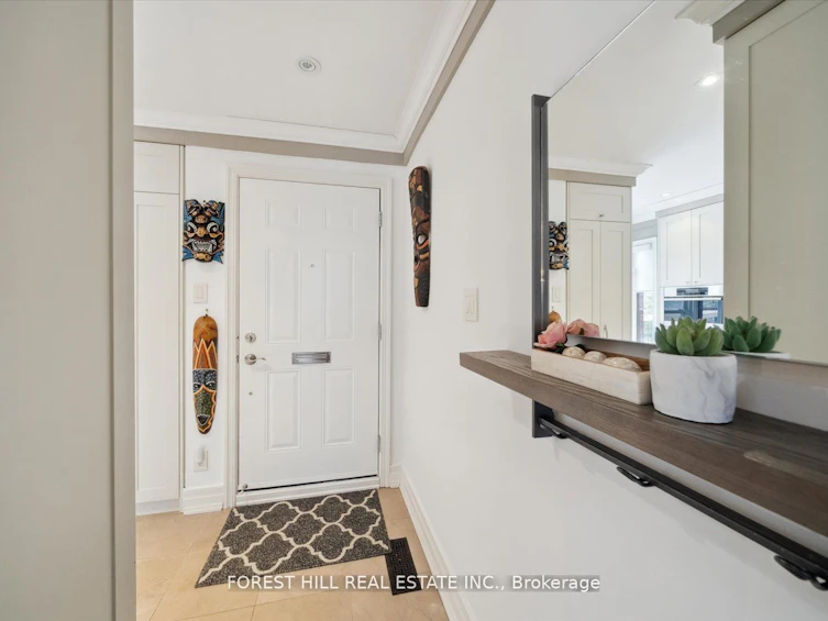 Th3-10 Buller Avenue, Toronto, ON, M4L 1C1 - 5
