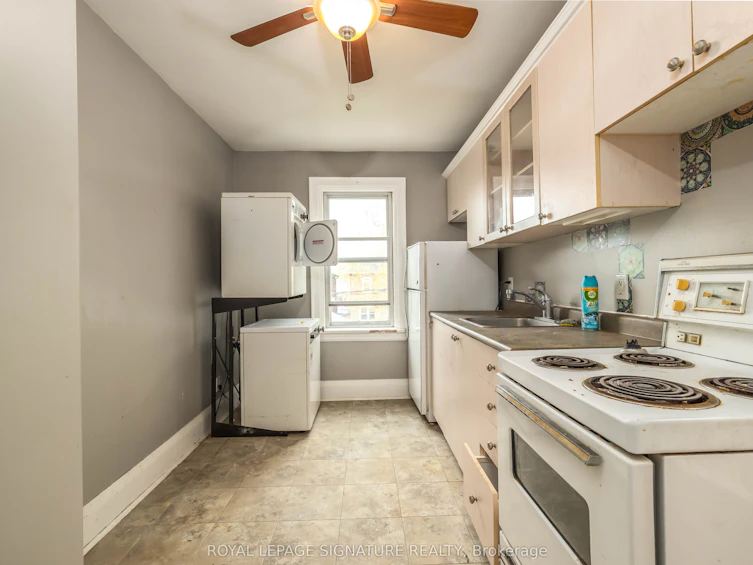 38 Bonnie Brae Boulevard, Toronto, ON, M4J 4N2 - 10