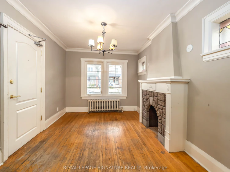 38 Bonnie Brae Boulevard, Toronto, ON, M4J 4N2 - 3