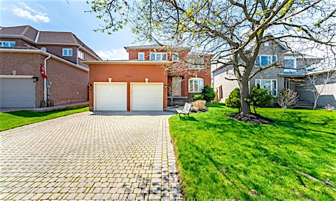 269 Hoover Drive, Pickering, ON, L1V 5R9