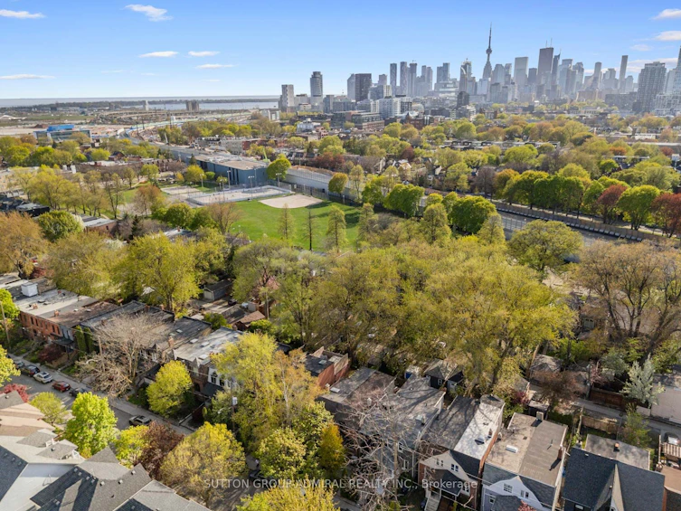 344 Logan Avenue, Toronto, ON, M4M 2N7 - 46