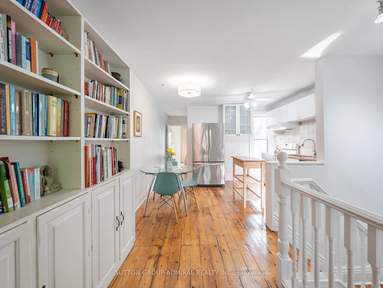 344 Logan Avenue, Toronto, ON, M4M 2N7 - 21