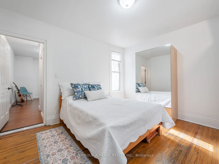 344 Logan Avenue, Toronto, ON, M4M 2N7 - 8