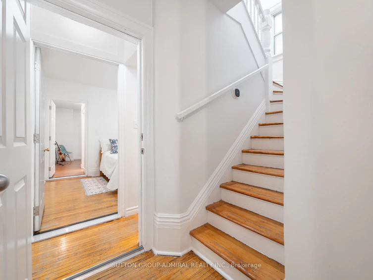 344 Logan Avenue, Toronto, ON, M4M 2N7 - 16