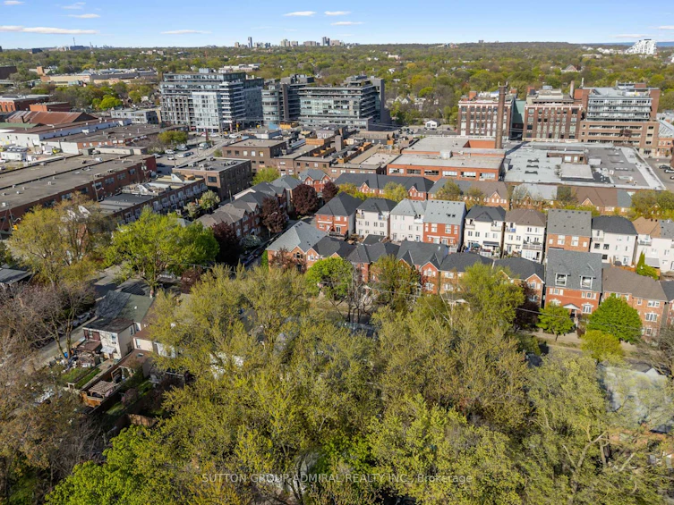 344 Logan Avenue, Toronto, ON, M4M 2N7 - 49