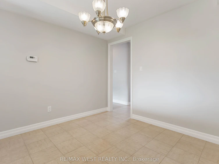 45-290 Sprucewood Court, Toronto, ON, M1W 1P6 - 32