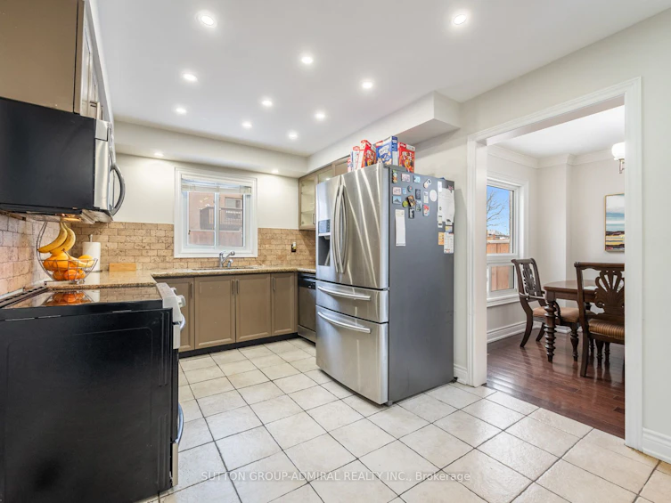 1552 Dellbrook Avenue, Pickering, ON, L1X 2L7 - 10