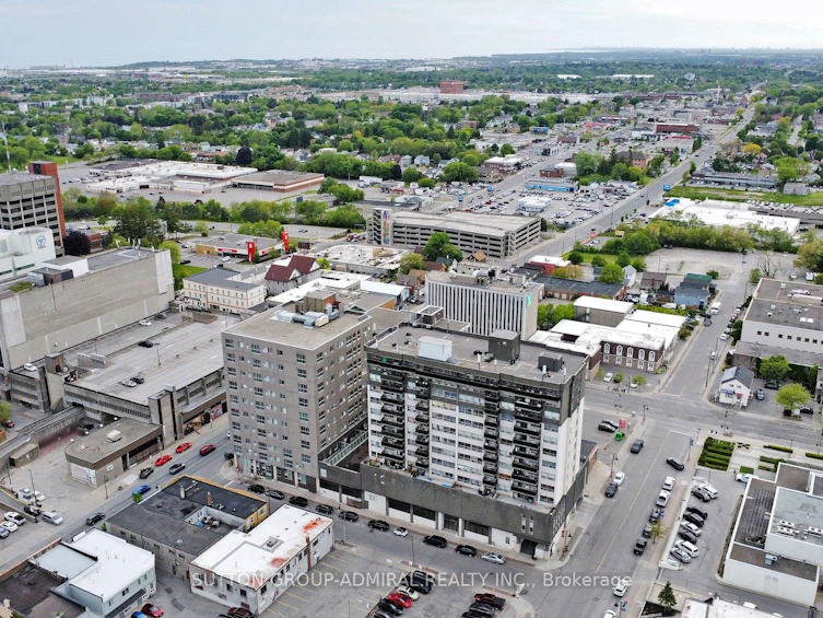 306-44 Bond Street W, Oshawa, ON, L1G 6R2 - 44