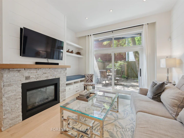 7-10 Buller Avenue, Toronto, ON, M4L 1C1 - 21