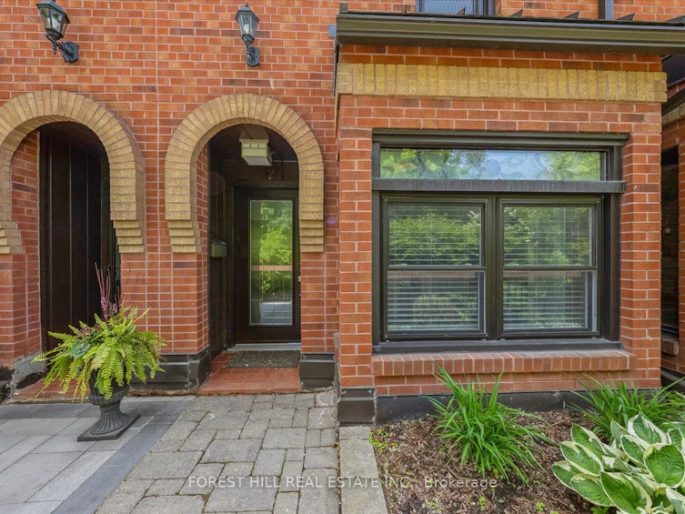 7-10 Buller Avenue, Toronto, ON, M4L 1C1 - 2