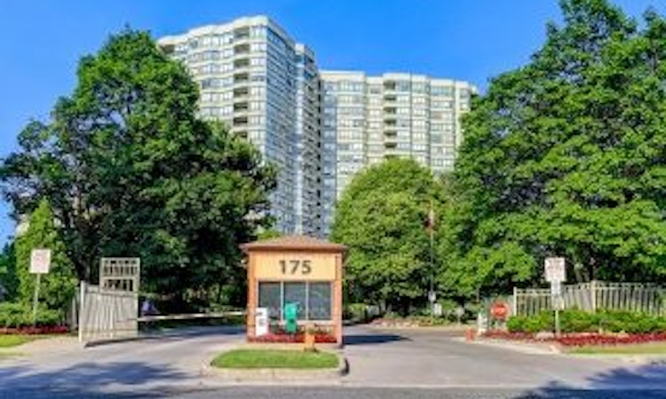 Ph15-175 Bamburgh Circle N