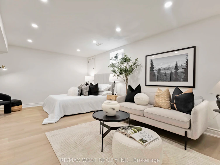 54 Elmartin Drive, Toronto, ON, M1W 3C5 - 33