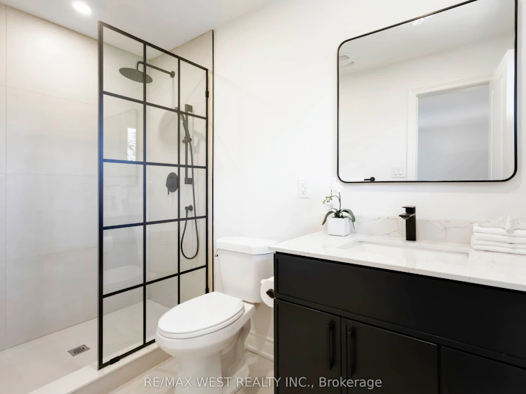 54 Elmartin Drive, Toronto, ON, M1W 3C5 - 17