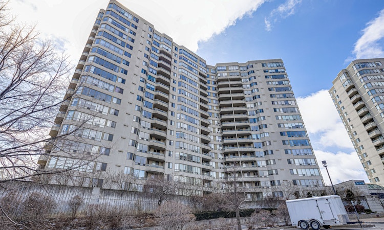 405-150 Alton Towers Circle