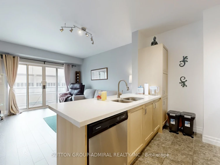 306-44 Bond Street W, Oshawa, ON, L1G 6R2 - 17
