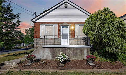 96 Phillip Avenue, Toronto, ON, M1N 3R4