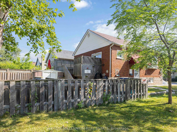 96 Phillip Avenue, Toronto, ON, M1N 3R4 - 39