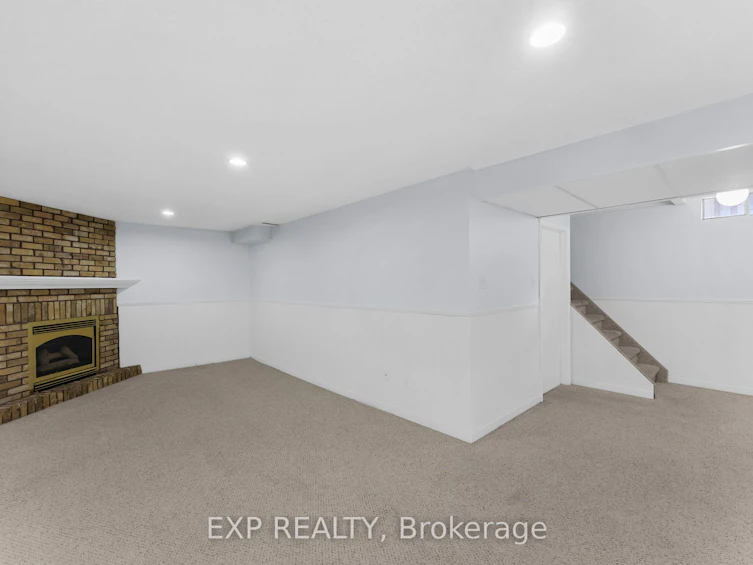 678 Beckworth Square, Pickering, ON, L1V 3X4 - 25