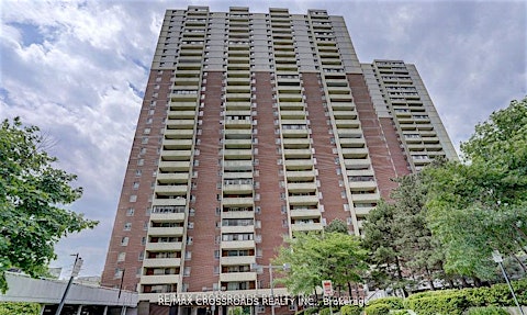 1109-1 Massey Square, Toronto, ON, M4C 5L4