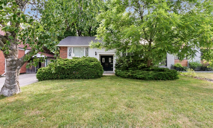 27 Elfreda Boulevard