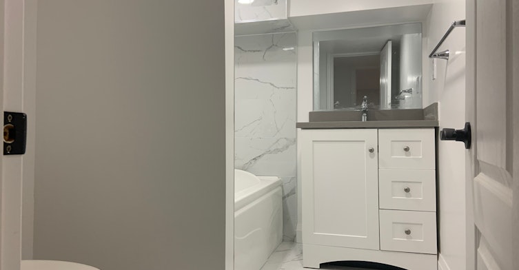 63 Pinegrove Avenue, Toronto, ON, M1N 2G3 - 6