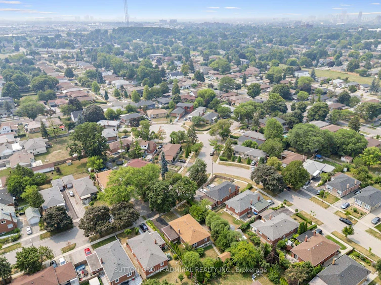 18 Danube Drive, Toronto, ON, M1R 2A1 - 46