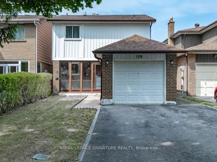 109 Carolbreen Square, Toronto, ON, M1V 1J1