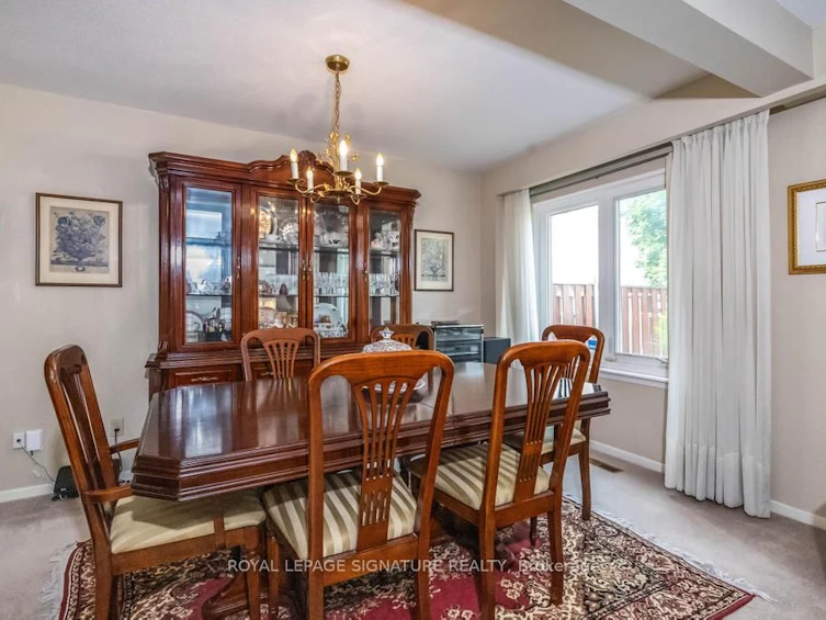 109 Carolbreen Square, Toronto, ON, M1V 1J1 - 7