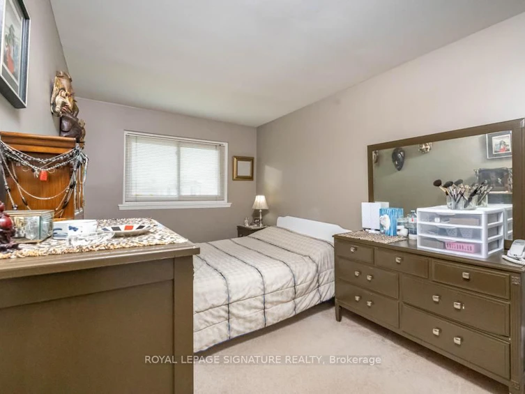 109 Carolbreen Square, Toronto, ON, M1V 1J1 - 13