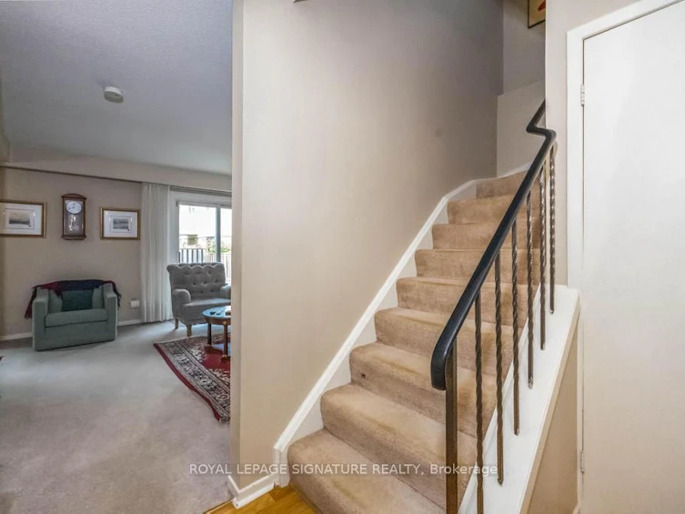 109 Carolbreen Square, Toronto, ON, M1V 1J1 - 11