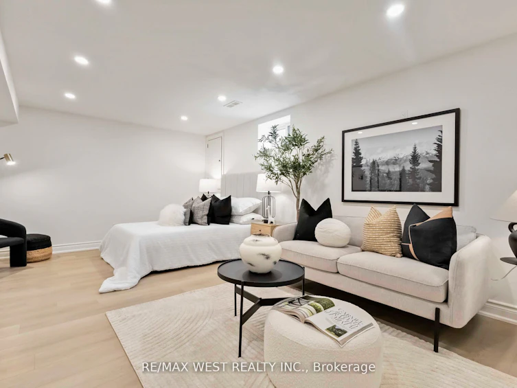 54 Elmartin Drive, Toronto, ON, M1W 3C5 - 33