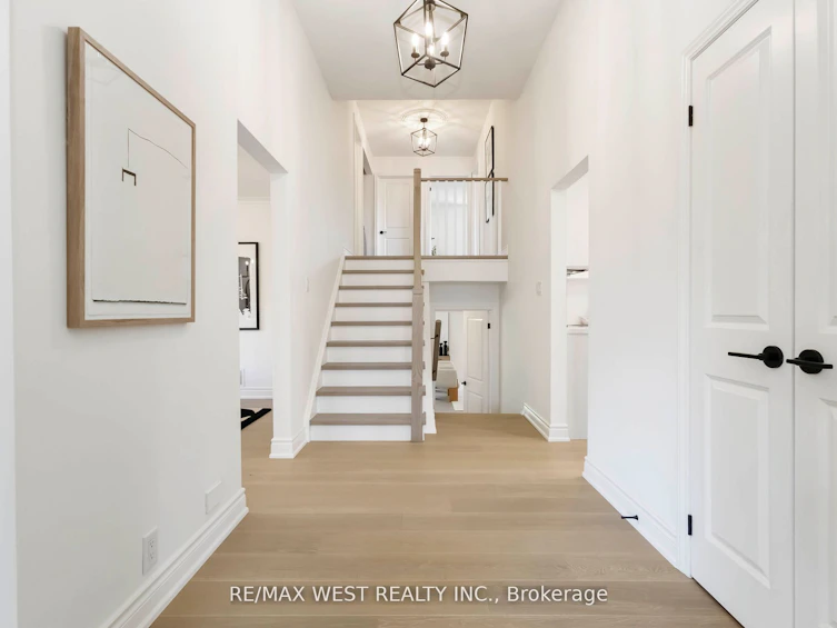 54 Elmartin Drive, Toronto, ON, M1W 3C5 - 8