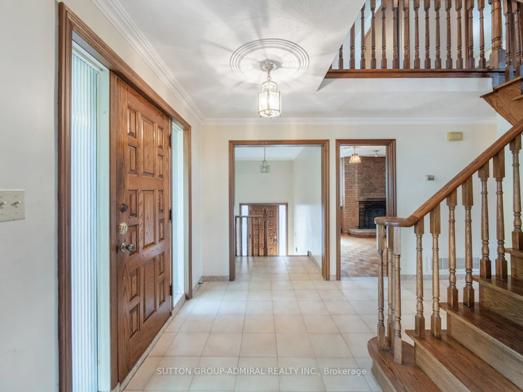 150 Maybourne Avenue, Toronto, ON, M1L 2W6 - 5