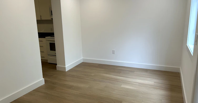 1-1293 Gerrard Street E, Toronto, ON, M4L 1Y8 - 2