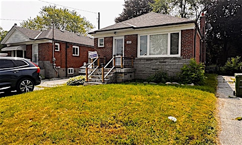 Main-103 Ranstone Gardens, Toronto, ON, M1K 2T9