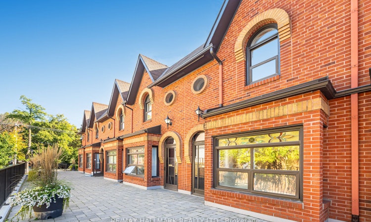 #5-90 Kippendavie Avenue
