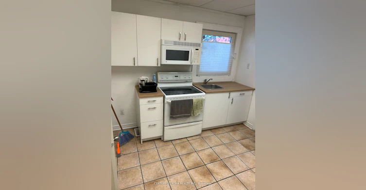 41 Bloor Street E, Oshawa, ON, L1H 3L9 - 8
