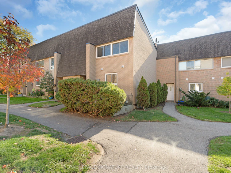 64-1235 Radom Street, Pickering, ON, L1W 1J3 - 2