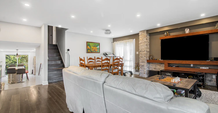29 Skyridge Road, Toronto, ON, M1E 4N7 - 4