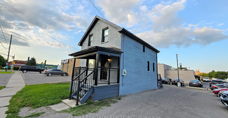 13 Wilson Street N, Oshawa, ON, L1H 6B4 - 17