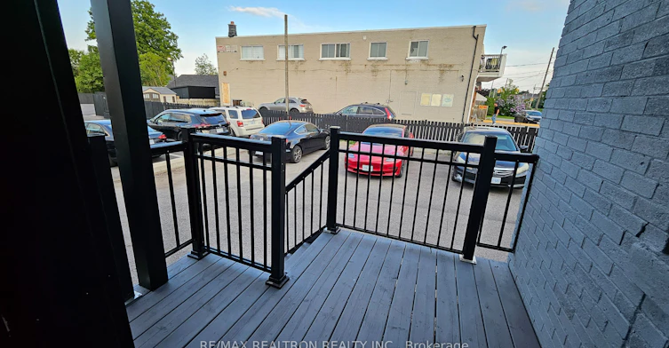 13 Wilson Street N, Oshawa, ON, L1H 6B4 - 14