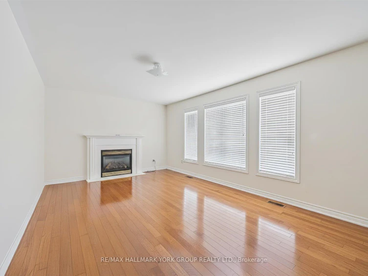 17 Woodcock Avenue, Ajax, ON, L1T 4J5 - 7