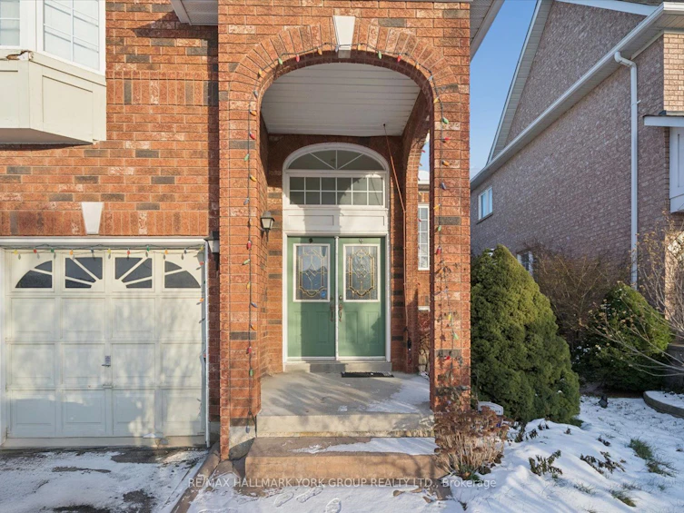 17 Woodcock Avenue, Ajax, ON, L1T 4J5 - 4
