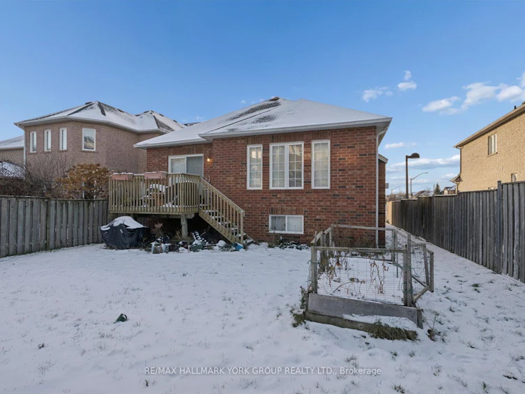 17 Woodcock Avenue, Ajax, ON, L1T 4J5 - 12