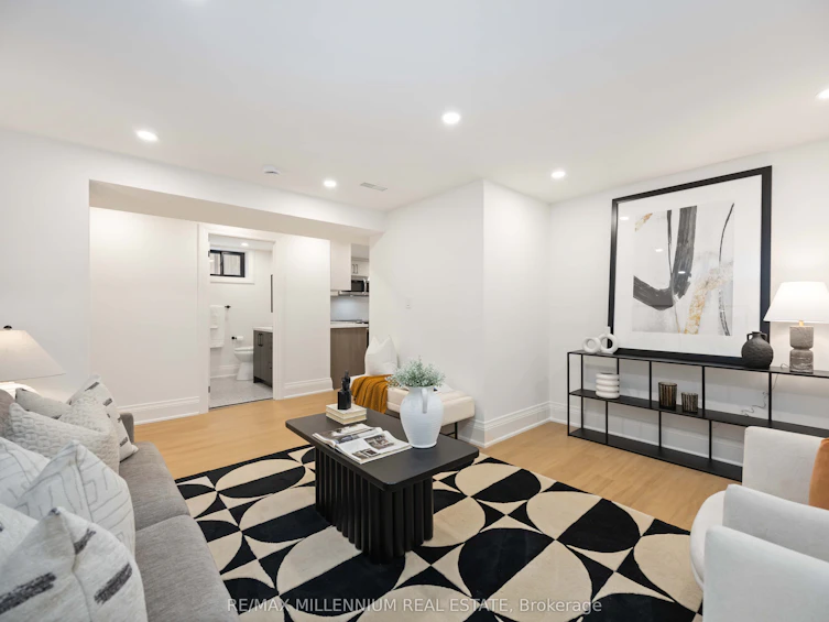 131 Applefield Drive, Toronto, ON, M1P 3Y5 - 35