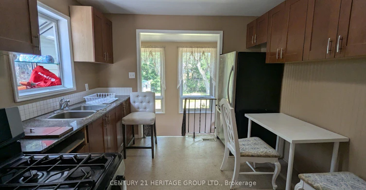 25 Bush Drive, Toronto, ON, M1C 1G7 - 5
