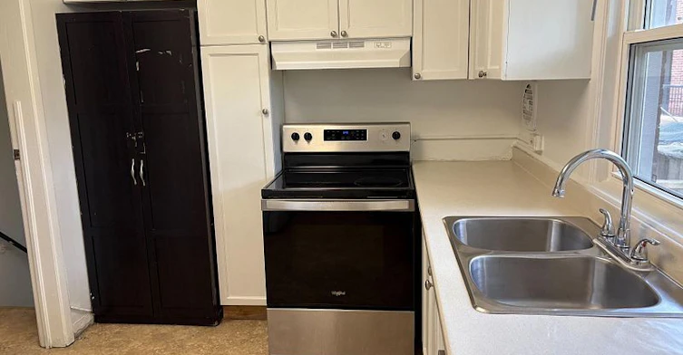 4130 Lawrence Avenue E, Toronto, ON, M1E 2R8 - 5
