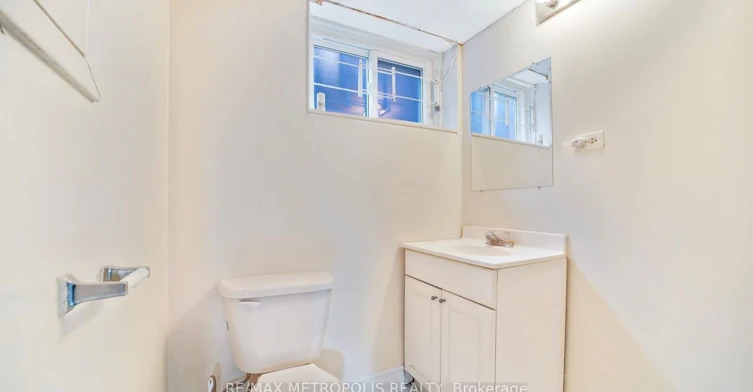 Basement-103 Packard Boulevard, Toronto, ON, M1P 4K7 - 6