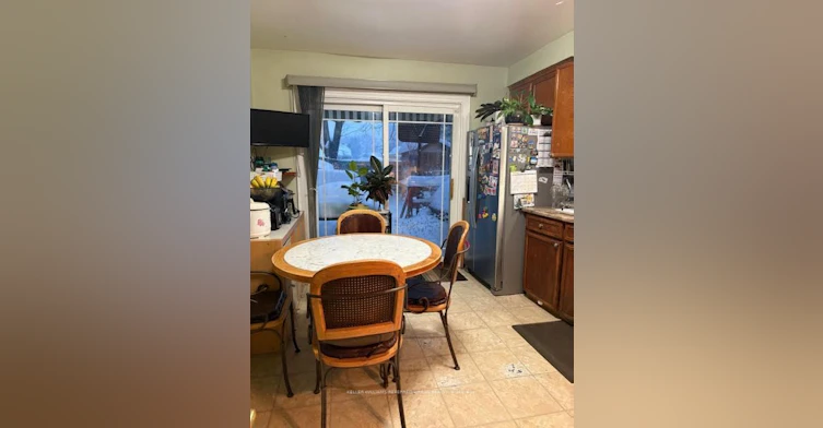 Room 2-140 Rodda Boulevard, Toronto, ON, M1E 2E9 - 3